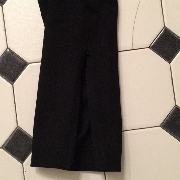 Outgrown - Picture 4 of 4